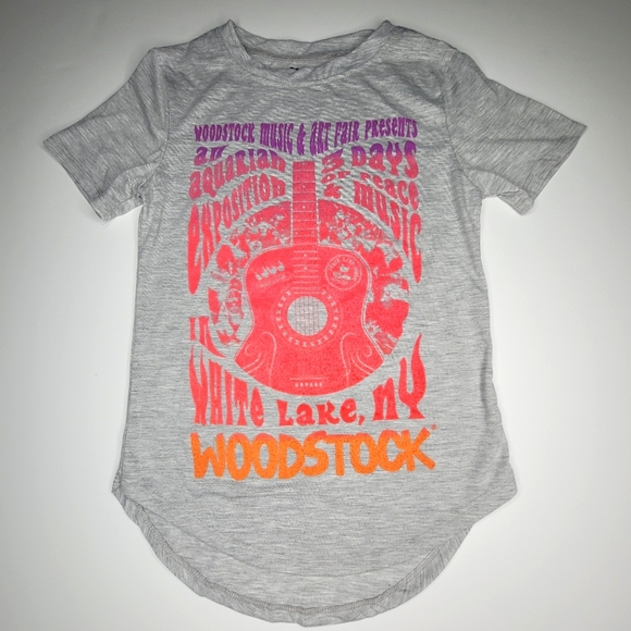 Woodstock Tops - New without Tags Juniors Woodstock tee size XS